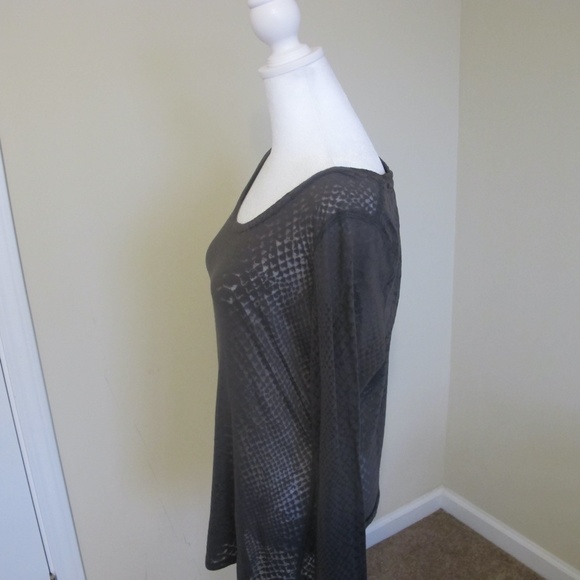 Women's Express Long Sleeve Shirt Top Size Large GUC - Picture 2 of 3